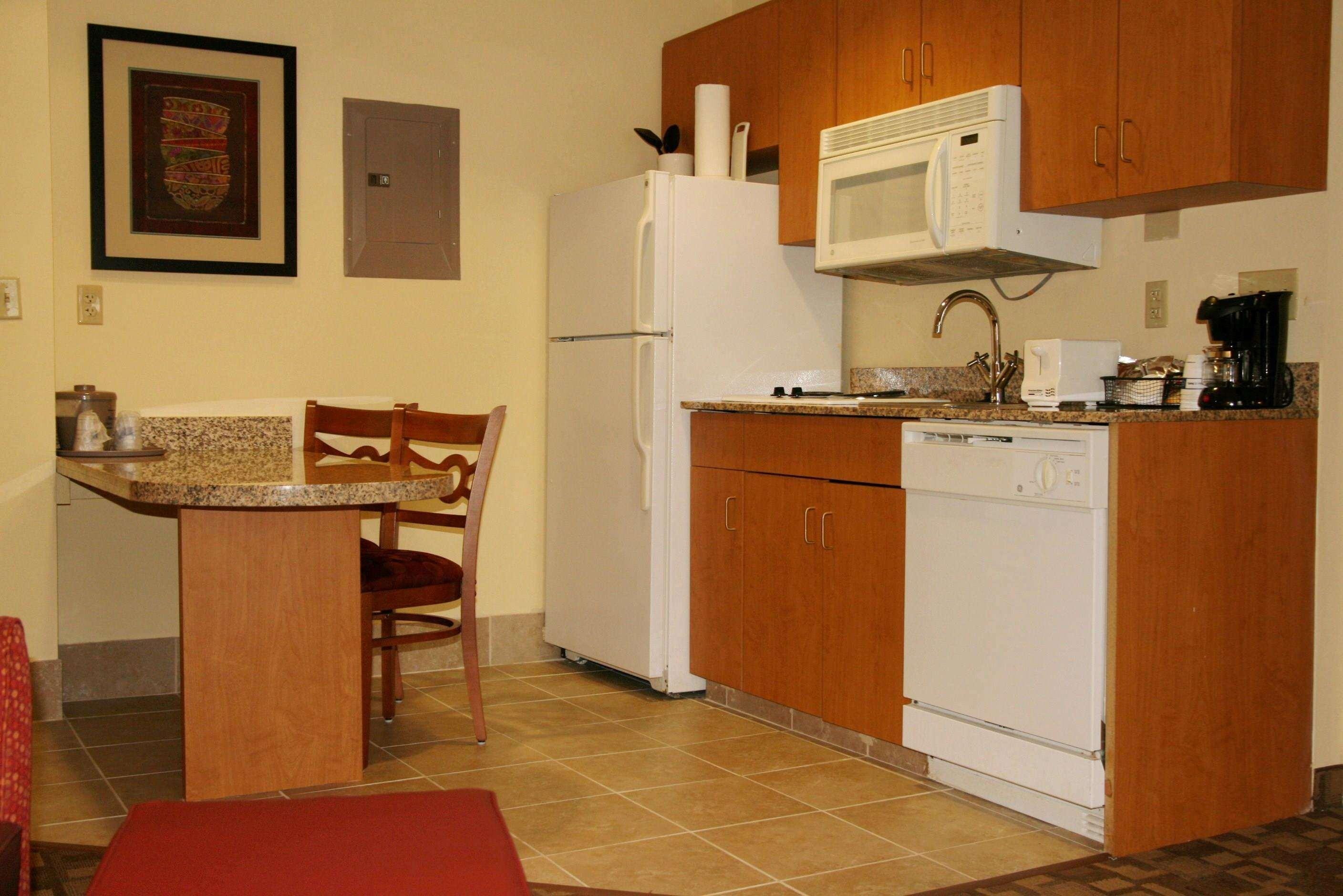 Hampton Inn & Suites Kansas City-Merriam Екстер'єр фото